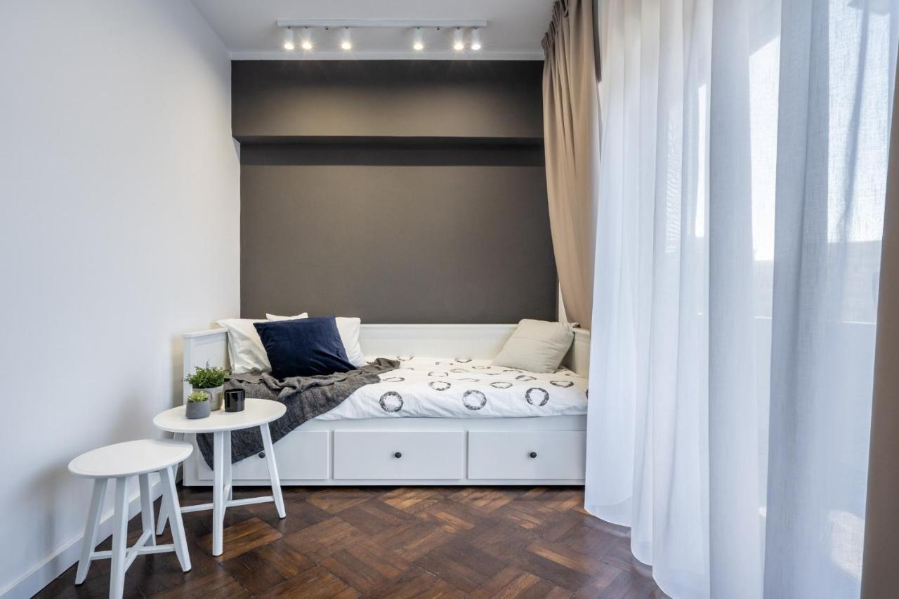 Elegant Two Bedrooms Apartment 布加勒斯特 外观 照片