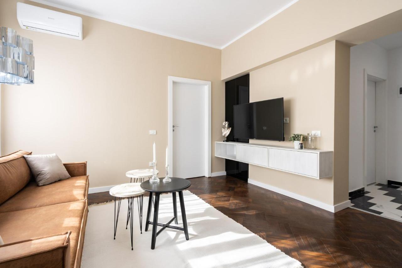 Elegant Two Bedrooms Apartment 布加勒斯特 外观 照片